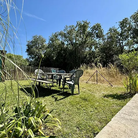 Holiday home Maison Renovee Pres De La Plage, Jardin Prive Et Terrasse - 4 Couchages - Fr-1-246a-321